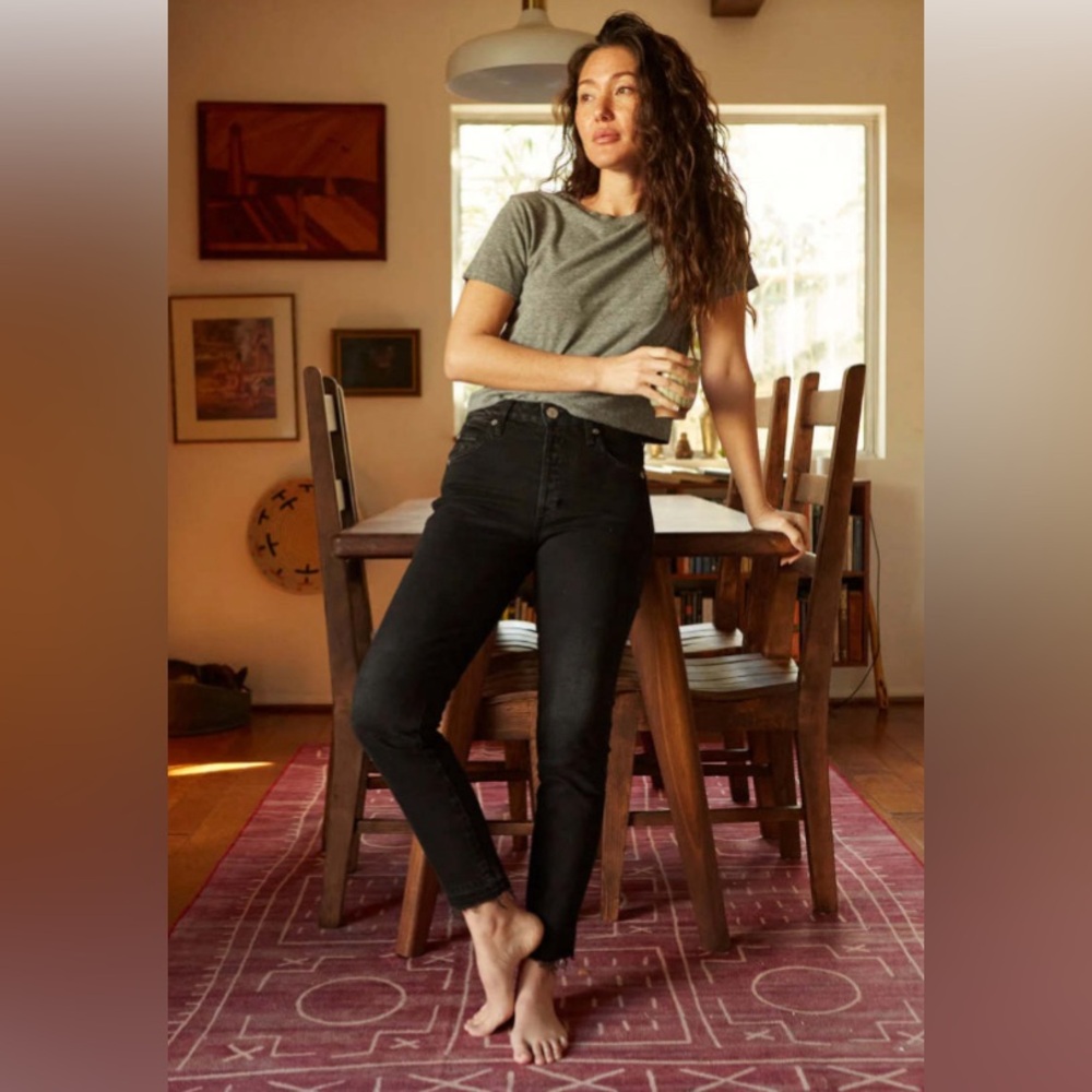 AMO Babe Black Magic Denim